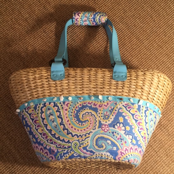 Vera Bradley Handbags - 🎉HP🎉Vera Bradley large beach tote bag
